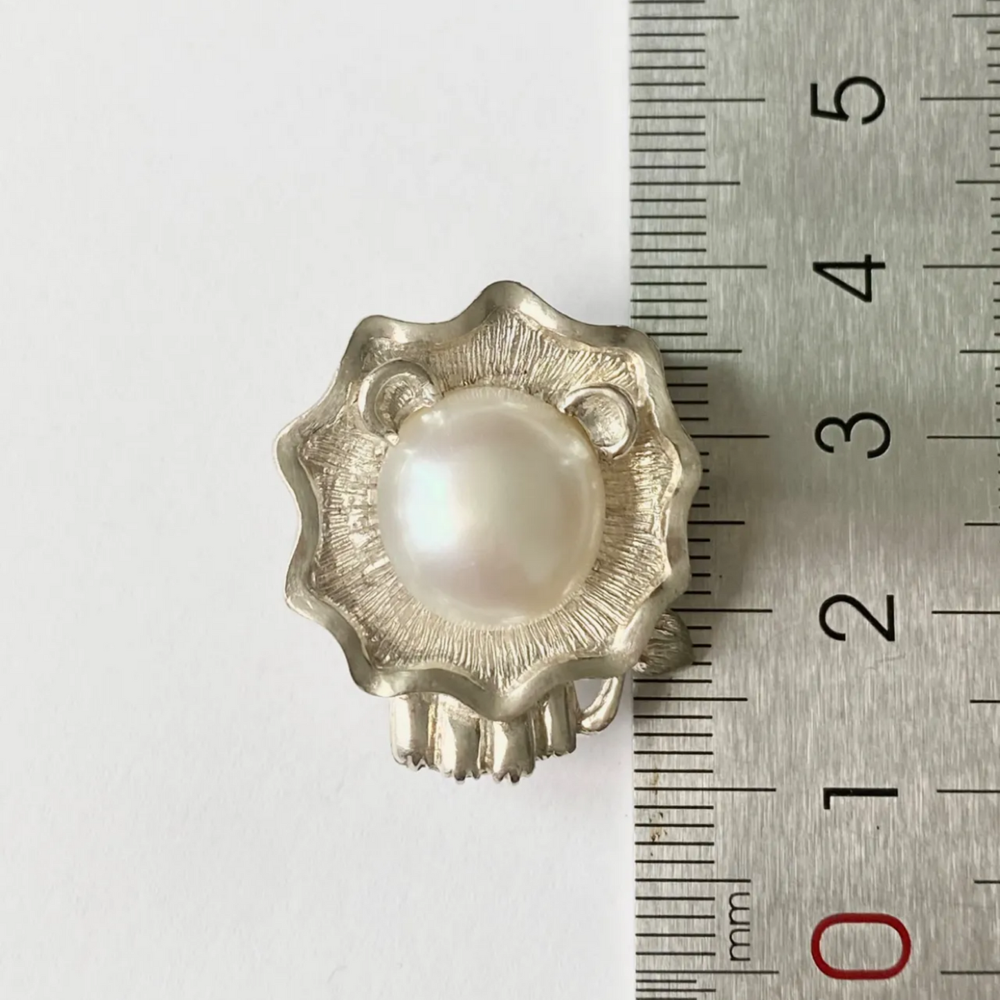 Leo Zodiac Brooch Pendant 2-in-1 | 925 Silver & Pearl | Handmade Astrology Gift for Her