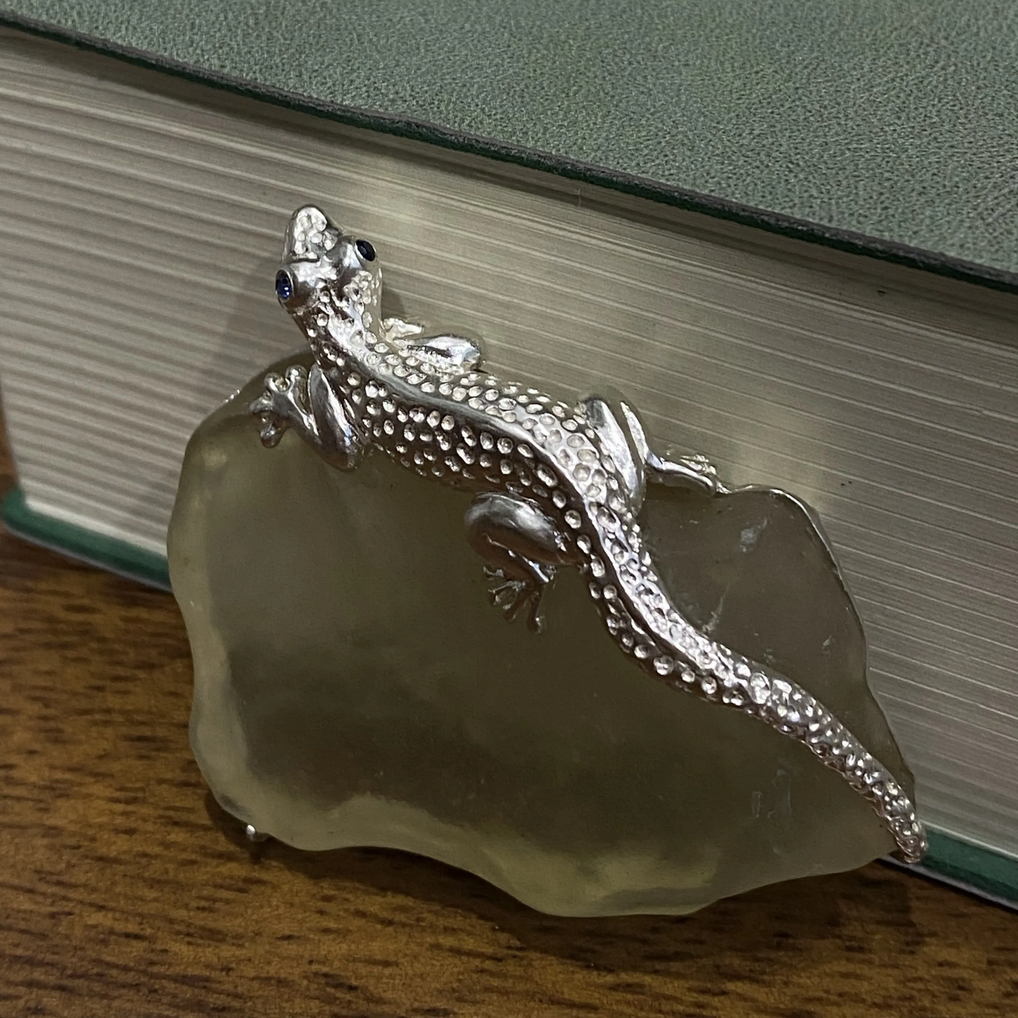 Lizard Brooch Pendant in 925 Silver with Libyan Desert Glass | Handmade Jewelry of Resilience & Renewal | Gift for Him or Her