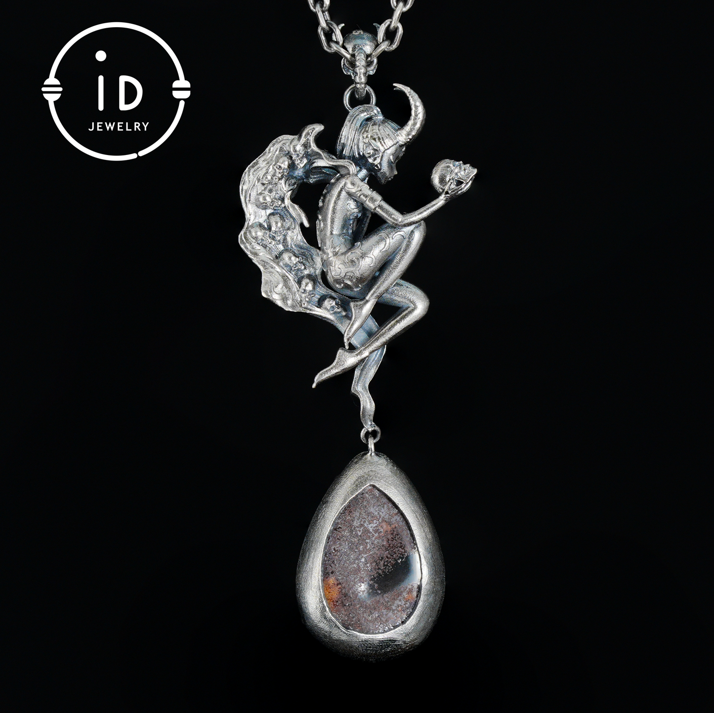 925 Silver Pendant with Lodolith Crystal Drop, Gothic Fantasy Jewelry, Oxidized Silver, Talisman Pendant for Self-Reflection, Gift for Her