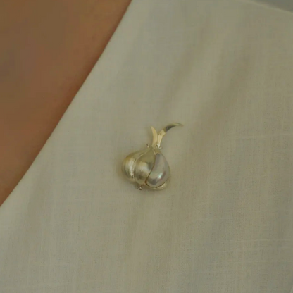 925 Silver Garlic Brooch Pendant | Freshwater Pearl Amulet | Handmade Protection Jewelry | Funny Gift for Friends & Collectors