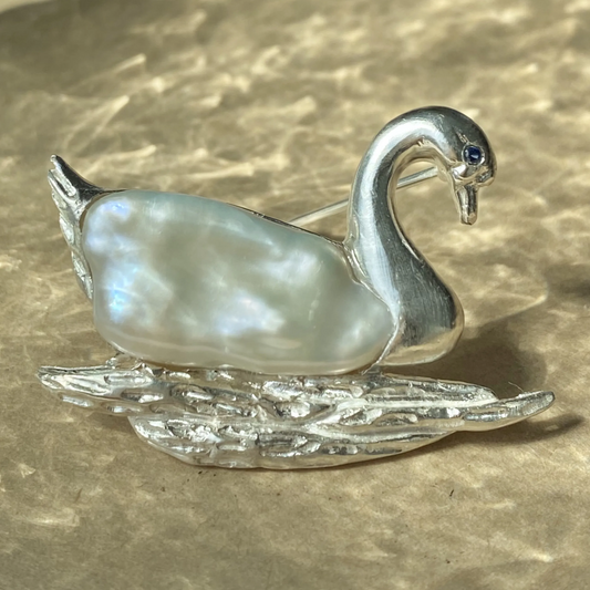 925 Silver Swan Pearl Brooch Pendant | Handmade Animal Jewelry | Sapphire Eye Bird Pin | Gift for Mom or Romantic Partner