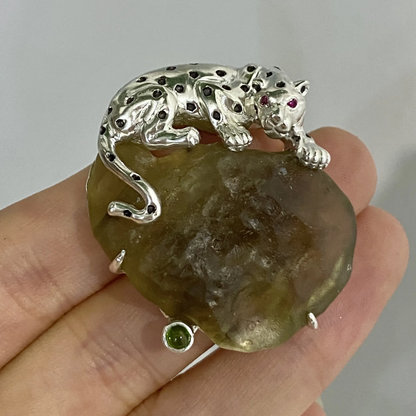 Leopard Brooch Pendant in 925 Silver & Natural Glass | Handmade Totem Jewelry | Strength Symbol Gift for Nature Lovers