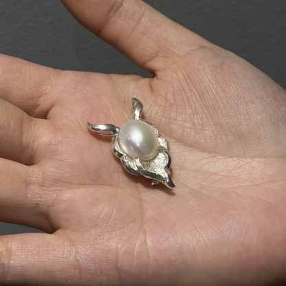 Capricorn Brooch Pendant | 925 Silver & Freshwater Pearl | Handmade Zodiac Jewelry Gift for Strength & Wisdom