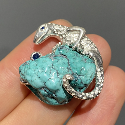 Chameleon Brooch Pendant in 925 Silver with Turquoise | Handmade Animal Totem Jewelry | Gift for Nature Lovers