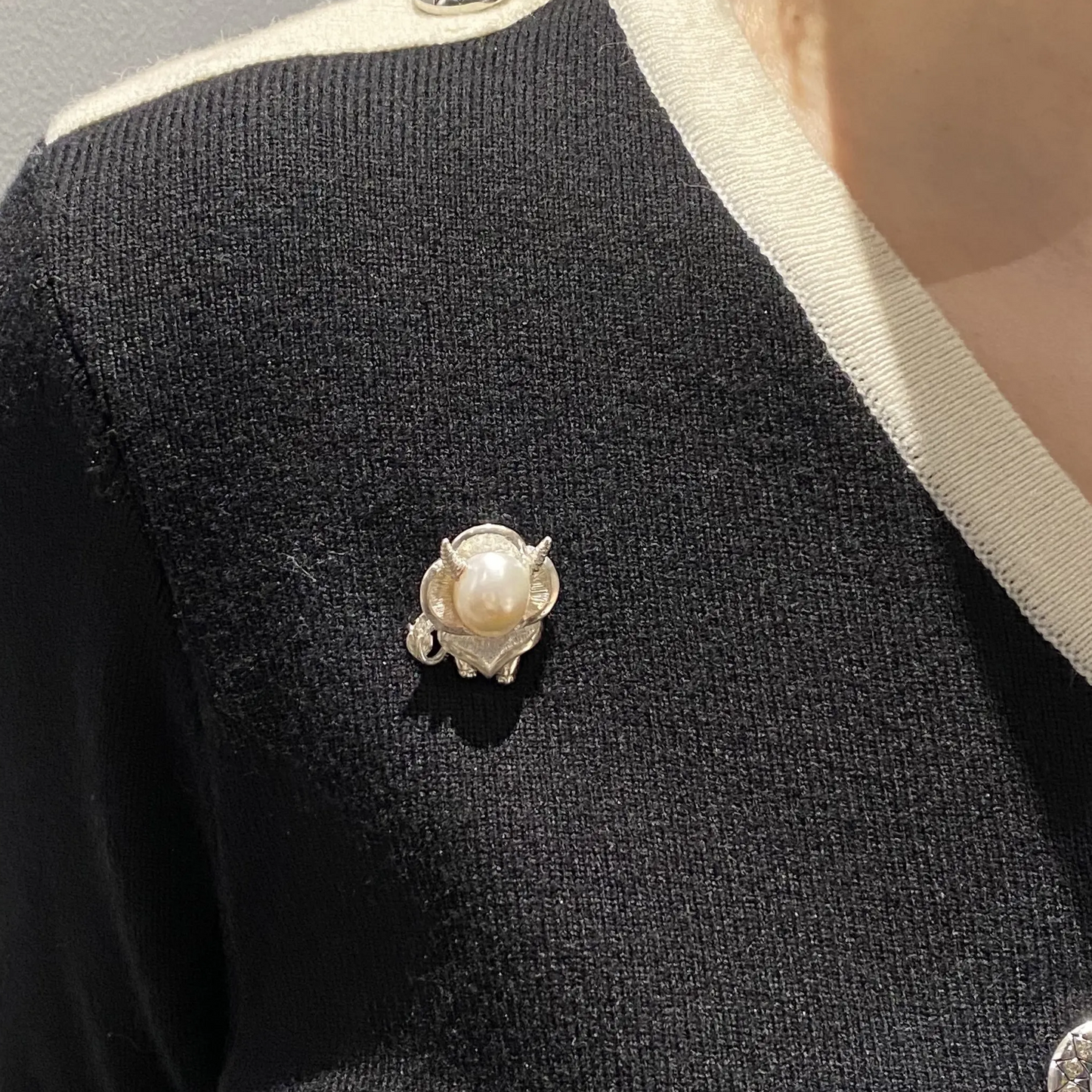 Taurus Zodiac Brooch Pendant | 925 Silver Pearl Amulet | Handmade Astrology Jewelry Gift for Her or Him