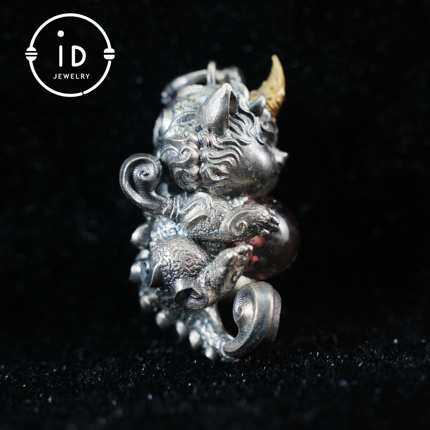 Mystical Chinese Pixiu Guardian Pendant – Sterling Silver Wish-Beast Amulet with Phantom Quartz – Spiritual Totem Jewelry
