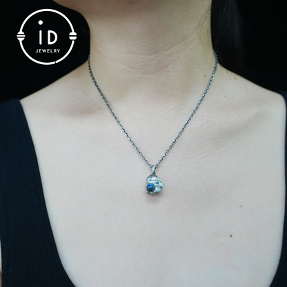 Moon Rabbit Necklace in Sterling Silver – Blue Labradorite Wishing Pendant – Spiritual Animal Totem Jewelry – Cute Bunny Charm for Inner Peace