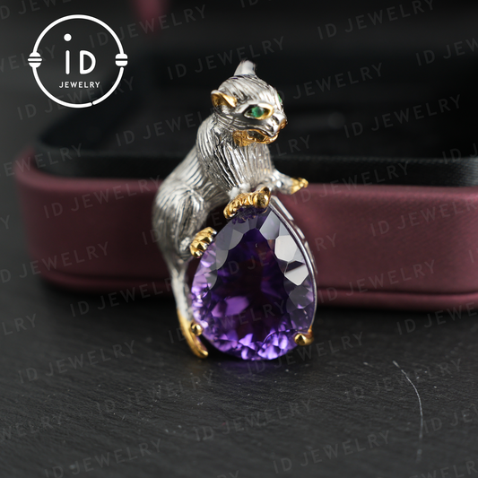Handmade Cat Pendant| Natural Amethyst| Animal Jewelry| Purple Gemstone Necklace| Gold-plated Jewelry| Unique Gift for Cat Lovers