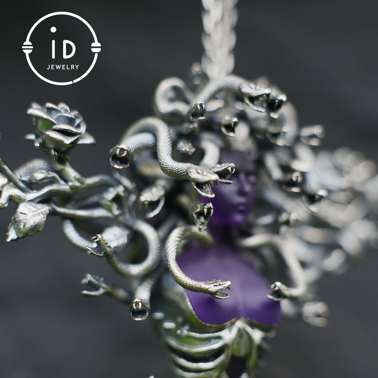 2-in-1 Medusa Pendant Brooch｜Handcrafted Gothic Jewelry with Amethyst｜Symbol of Feminine Awakening & Protection｜Myth-Inspired Gift for Her