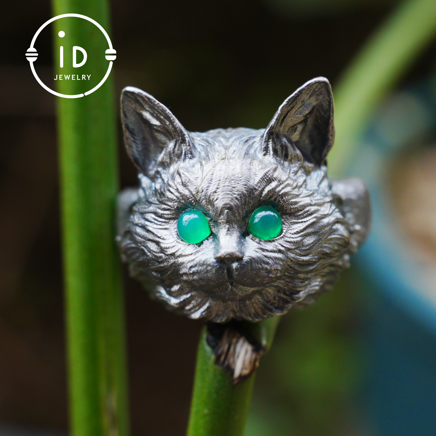 Cat Ring with Green Chalcedony – 925 Sterling Silver Jewelry in Gothic Style, Statement Ring for Women, Forest Animal Gift