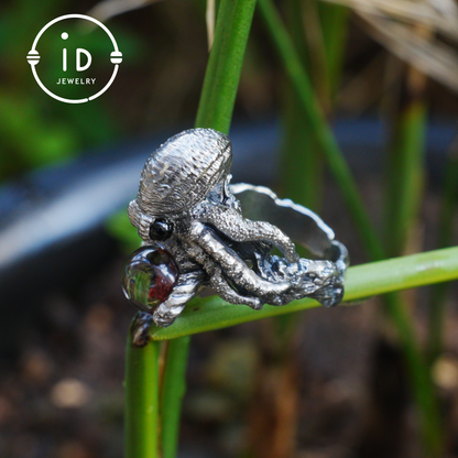 925 Sterling Silver Octopus Design Ring with Phantom Stone – Handcrafted Fantasy Jewelry for Collectors
