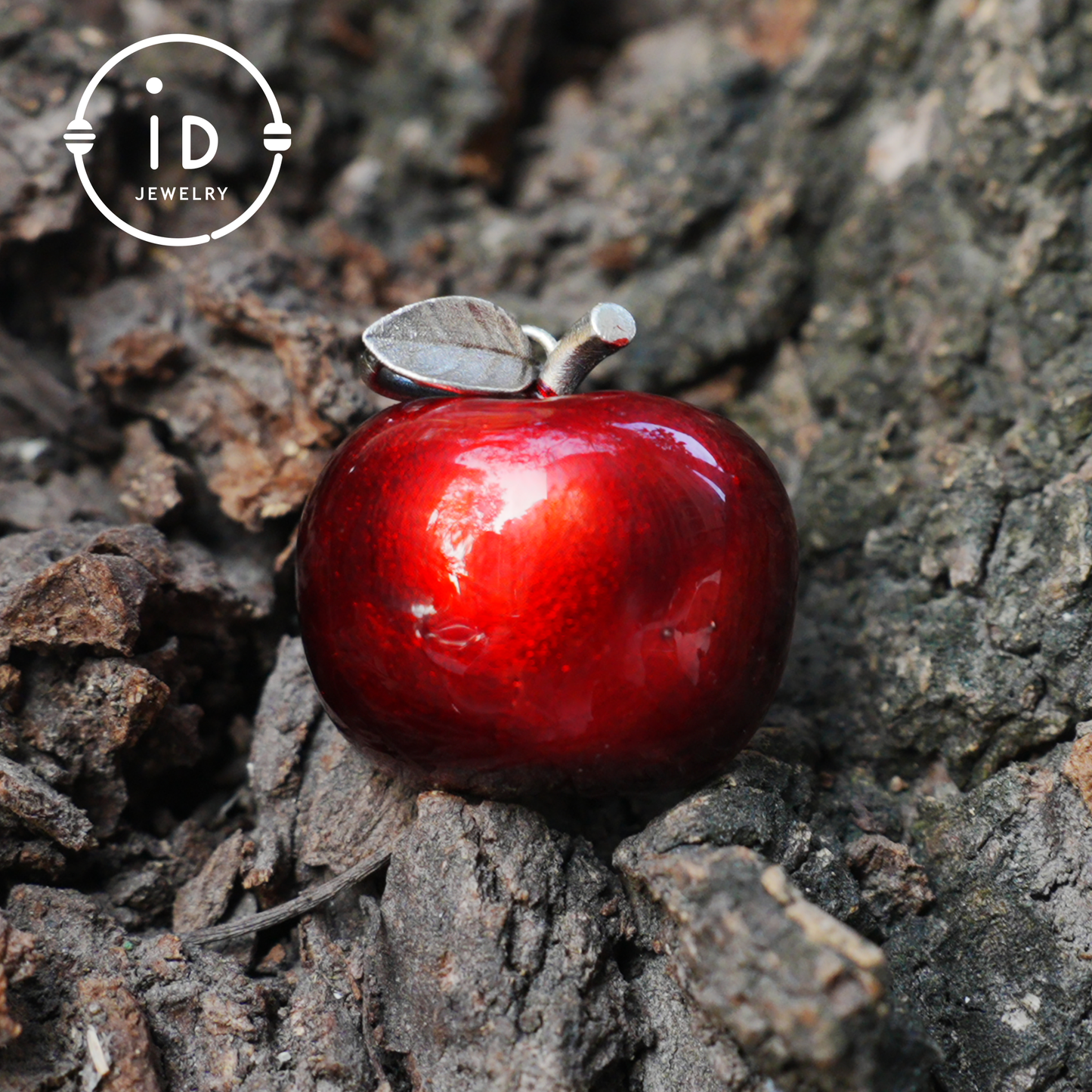 S925 Silver Apple Pendant with Red Enamel and Two Cats Inside, Fairytale Style Talisman Necklace, Symbolic Gift for Her, Christmas Jewelry