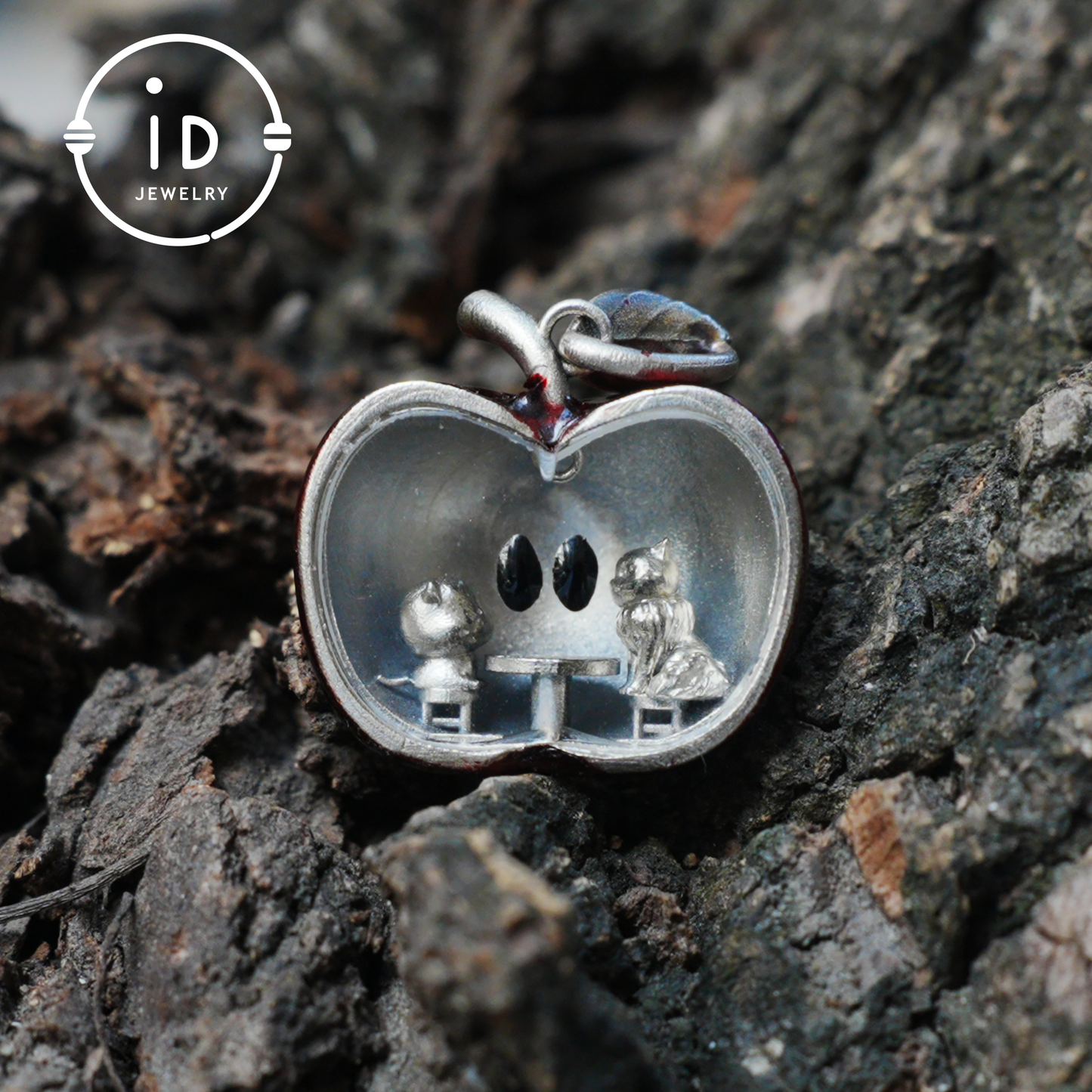 S925 Silver Apple Pendant with Red Enamel and Two Cats Inside, Fairytale Style Talisman Necklace, Symbolic Gift for Her, Christmas Jewelry