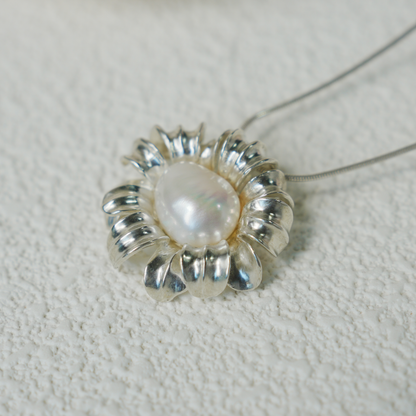 Baroque Freshwater Pearl Pendant | 925 Silver Floral Jewelry | Wedding Gift for Her