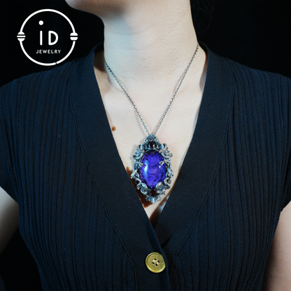 Hand-Carved Medusa Amethyst Pendant | Raised Serpent Frame in 925 Sterling Silver | Gothic Talisman for Powerful Self-Empowerment