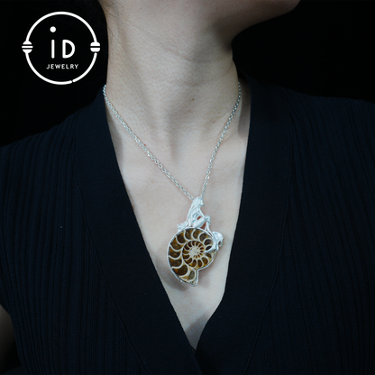 Mermaid Seashell Fossil Pendant, Handcrafted Ocean Goddess Amulet, Spiritual Protection Jewelry, Mythical Art Design, Siren Sea Gift