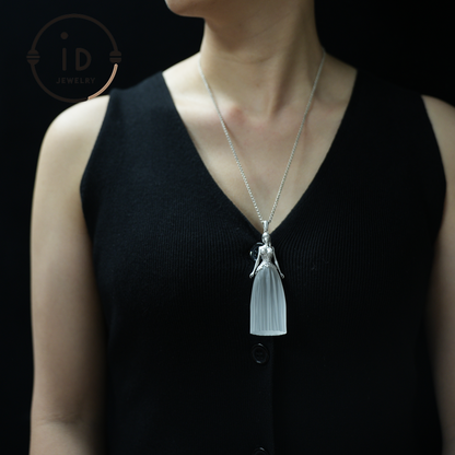 White quartz pendant of promise – A spiritual gift for her – Symbol of peace, strength & devotion – Handcrafted in 925 sterling silver