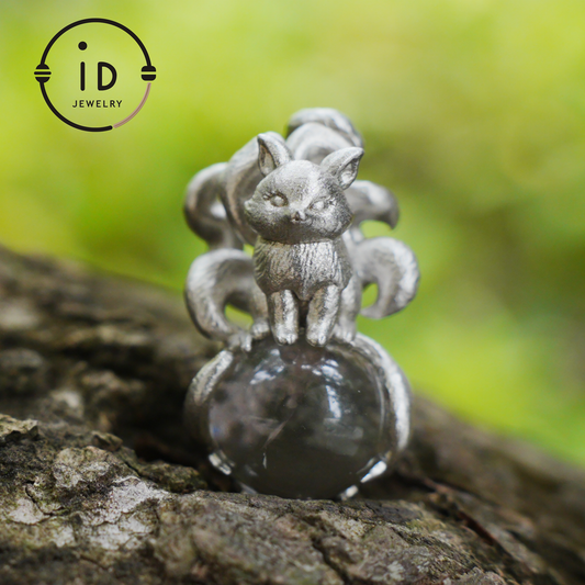 Fox Pendant with Ghost Quartz, Nine-Tailed Spirit Amulet, Handcrafted Fantasy Jewelry, Dreamy Forest Totem Necklace, Mythical Design