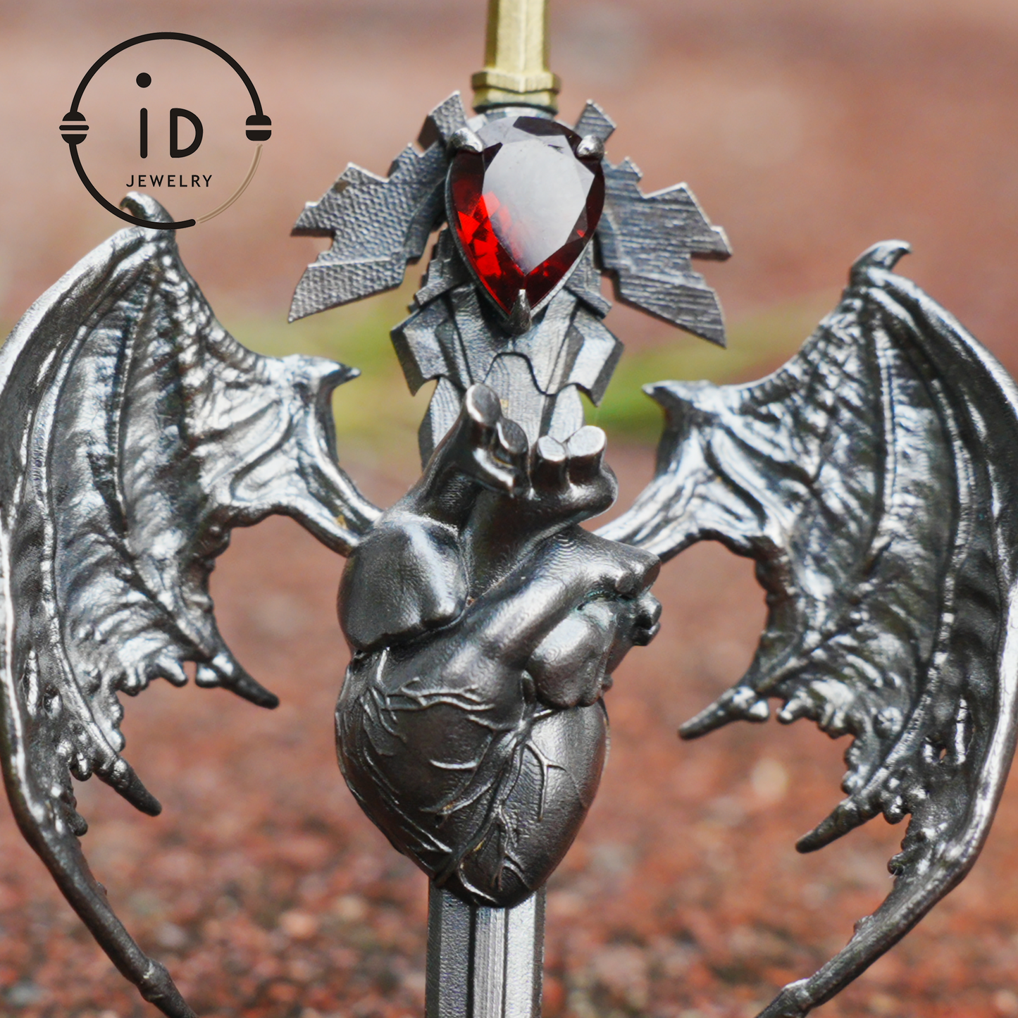 925 Silver Guardian Heartblade Necklace, Handmade 925 Silver Necklace, Garnet Symbolizing Vitality, Silver Jewelry Gift