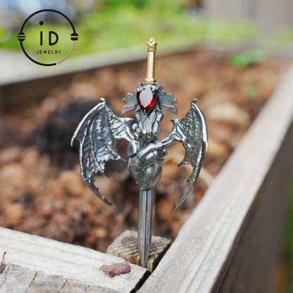 925 Silver Guardian Heartblade Necklace, Handmade 925 Silver Necklace, Garnet Symbolizing Vitality, Silver Jewelry Gift