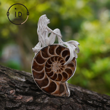 Mermaid Seashell Fossil Pendant, Handcrafted Ocean Goddess Amulet, Spiritual Protection Jewelry, Mythical Art Design, Siren Sea Gift