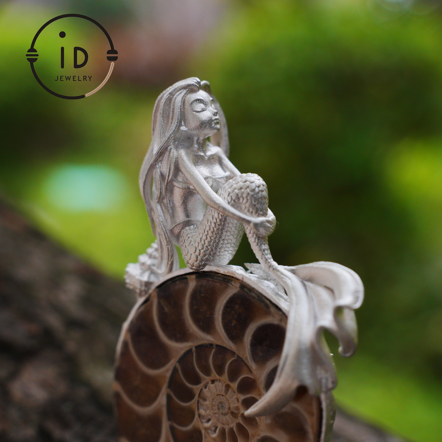 Mermaid Seashell Fossil Pendant, Handcrafted Ocean Goddess Amulet, Spiritual Protection Jewelry, Mythical Art Design, Siren Sea Gift