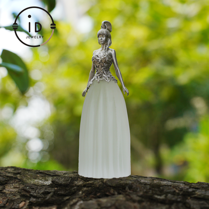 White quartz pendant of promise – A spiritual gift for her – Symbol of peace, strength & devotion – Handcrafted in 925 sterling silver