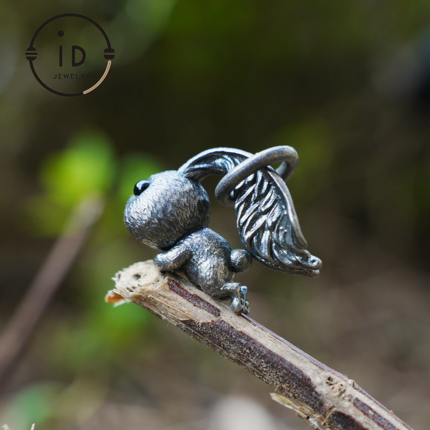 Rabbit Pendant – Leaping Bunny Totem with Onyx Eyes, Handmade Animal Amulet, Symbol of Awakening and New Beginnings