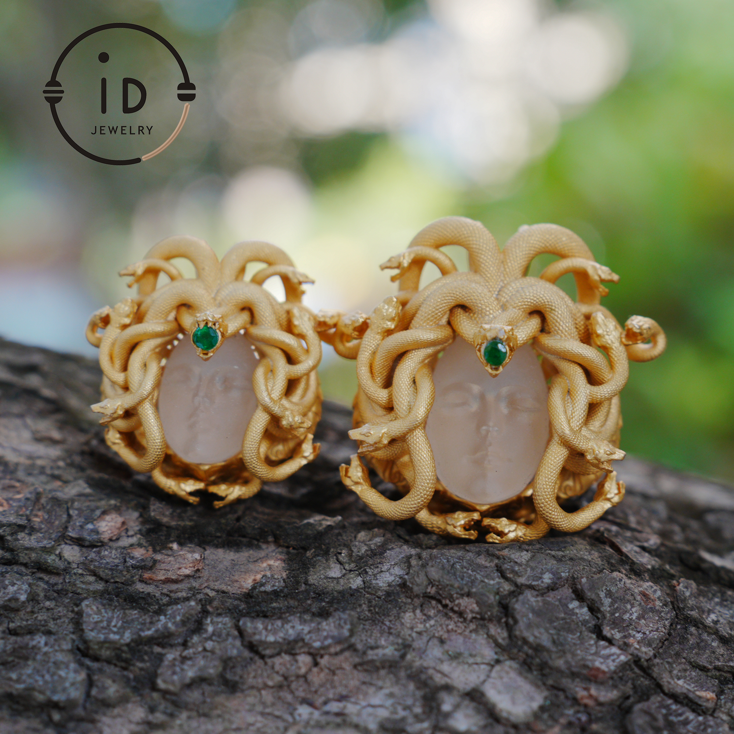 Medusa’s Sleeping Eye, Spiritual Pendant of the Resting Goddess, Third Eye as a Symbol of Insight and Inner Guidance