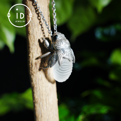 Cicada Necklace | Handmade 925 Sterling Silver Necklace | Insect Jewelry | Hand-Carved Insect Nature-Theme Necklace Gift