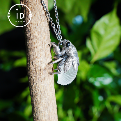 Cicada Necklace | Handmade 925 Sterling Silver Necklace | Insect Jewelry | Hand-Carved Insect Nature-Theme Necklace Gift