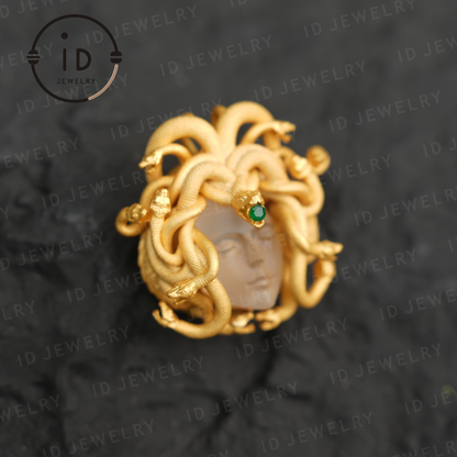 Medusa’s Sleeping Eye, Spiritual Pendant of the Resting Goddess, Third Eye as a Symbol of Insight and Inner Guidance