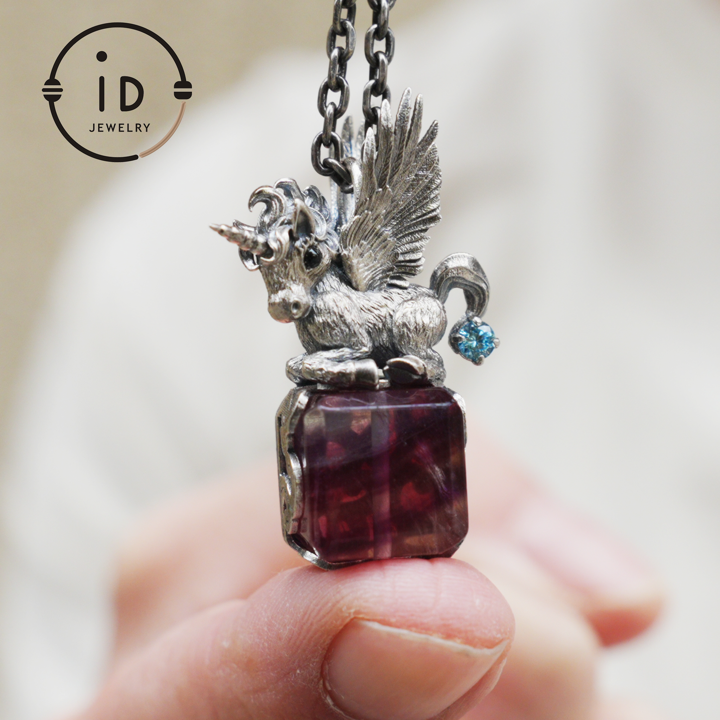 Fantasy Unicorn Pendant in 925 Sterling Silver with Phantom Quartz, Zircon and Agate – Unique Handcrafted Gift for Dreamers and Collectors