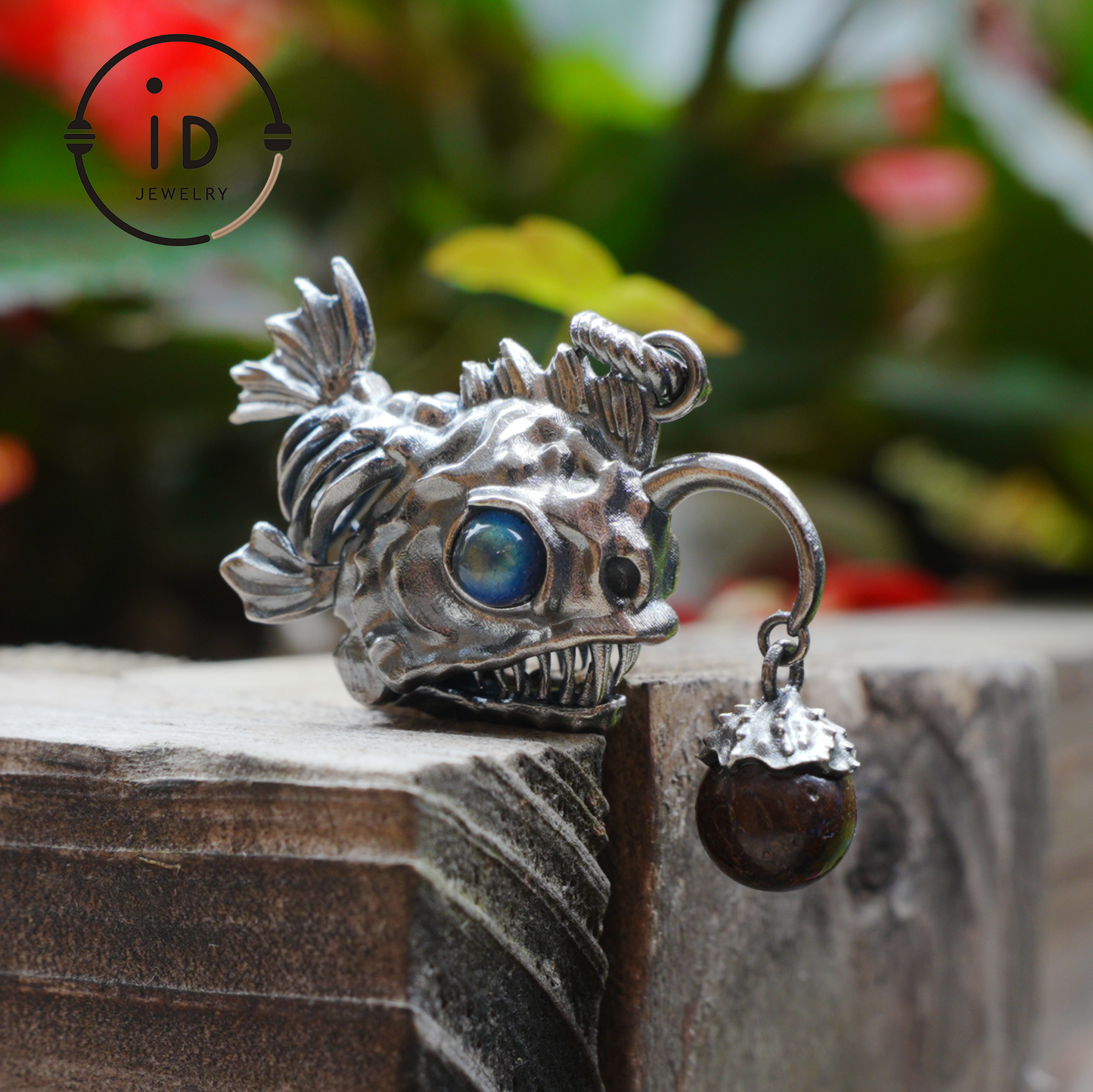 925 Sterling Silver Anglerfish Pendant with Labradorite – Handmade Artistic Jewelry for Ocean Lovers