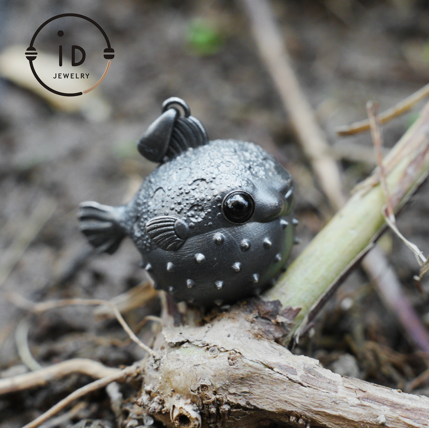 Fish Pendant made of 925 Sterling Silver with Black Onyx in Fairytale Style · Gift for Her · Solid Talisman for Nature Lovers