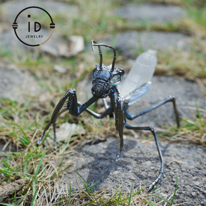 Gothic praying mantis figurine in 925 silver with white crystal and labradorite eyes, handmade insect sculpture, mystical decor piece