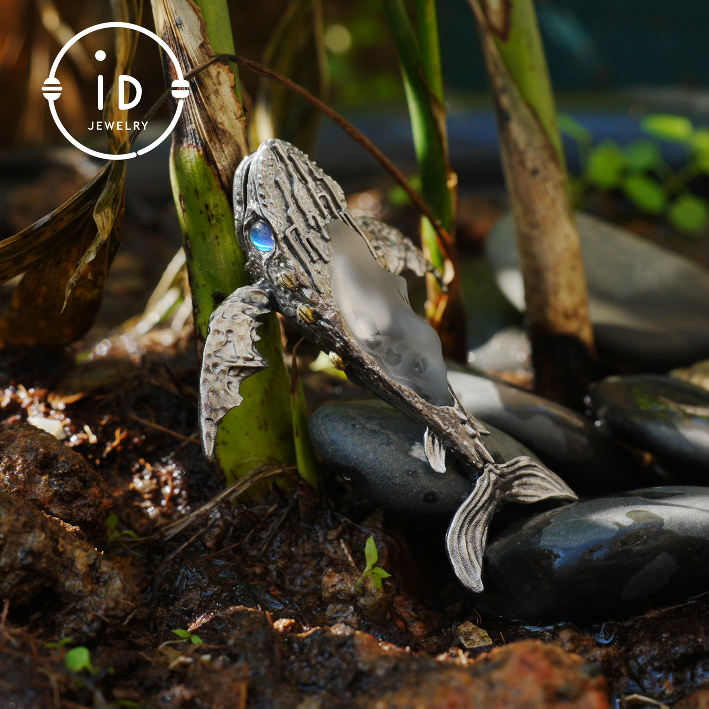 White Crystal Whale Pendant & Brooch in 925 Silver, Labradorite Totem Jewelry Gothic Style, Gift for Her Christmas