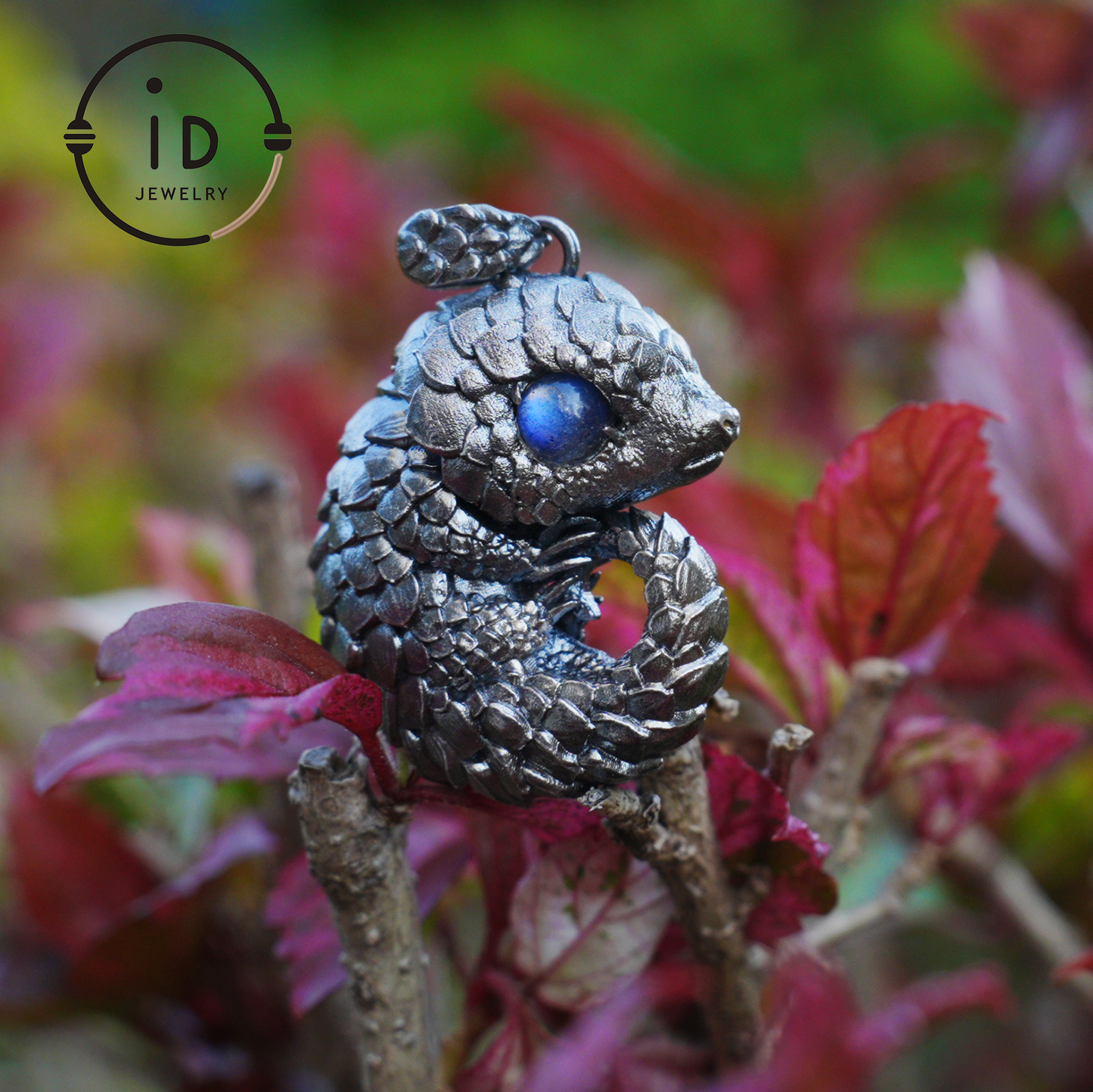 Labradorite Animal Totem Pendant in 925 Sterling Silver in Mystical Fantasy Style as Necklace Charm, Gift for Her Christmas Holidays