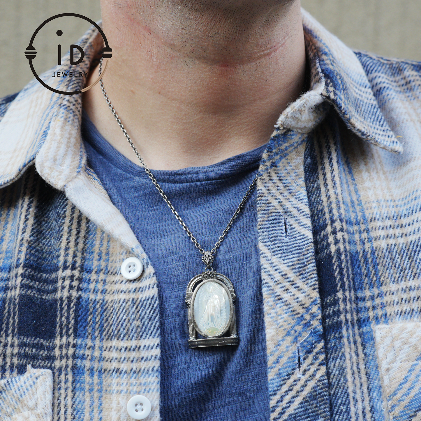 Hand Carved Shell Cameo Pendant in Oxidized 925 Silver, Vintage Style Relief Necklace with Female Figure, Spiritual Gift for Her