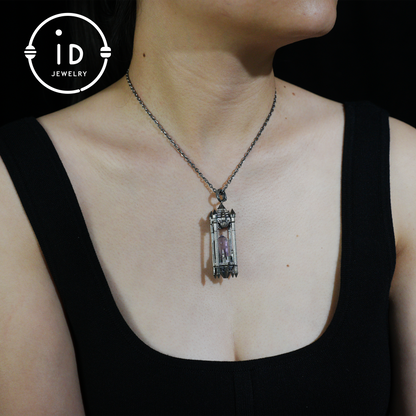 Architectural Amethyst Pendant｜Natural Crystal Wrapped in Silver Columns｜Focus Symbol for the Soul｜Mystical Gothic Gift for Her