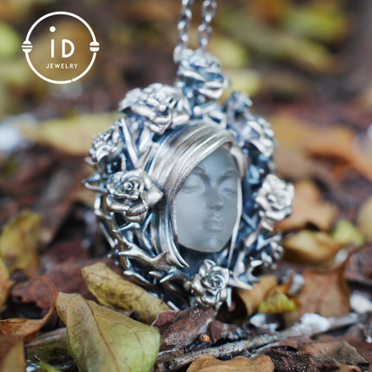 Hand-Carved Rose Wreath Pendant Gift | 925 Sterling Silver Cameo Necklace | Rose Crown & Thorn Frame | Victorian Vintage Style | Handmade