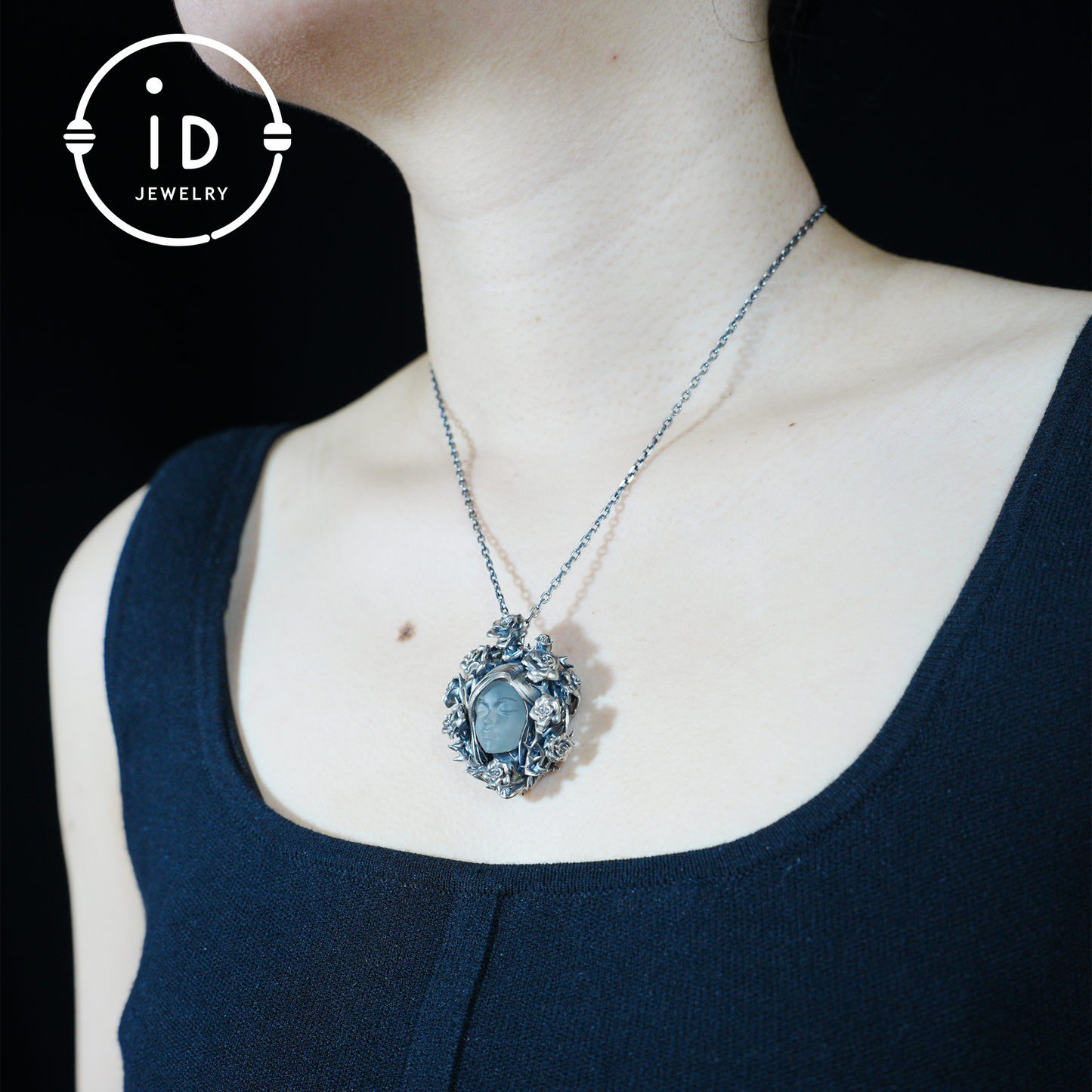 Hand-Carved Rose Wreath Pendant Gift | 925 Sterling Silver Cameo Necklace | Rose Crown & Thorn Frame | Victorian Vintage Style | Handmade