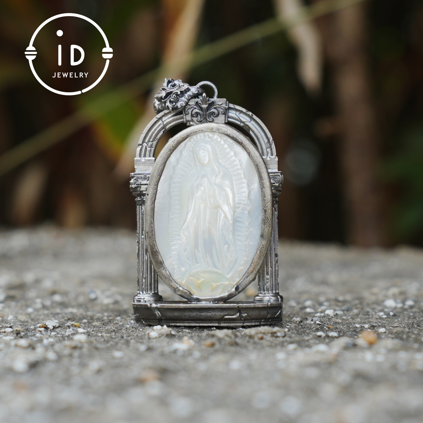 Hand Carved Shell Cameo Pendant in Oxidized 925 Silver, Vintage Style Relief Necklace with Female Figure, Spiritual Gift for Her
