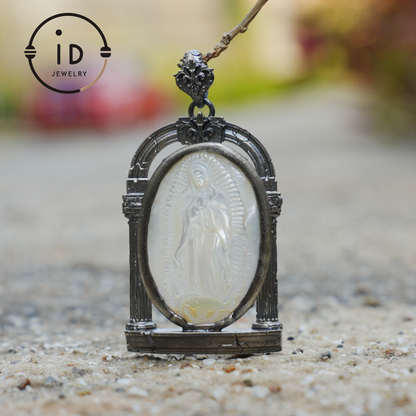 Hand Carved Shell Cameo Pendant in Oxidized 925 Silver, Vintage Style Relief Necklace with Female Figure, Spiritual Gift for Her