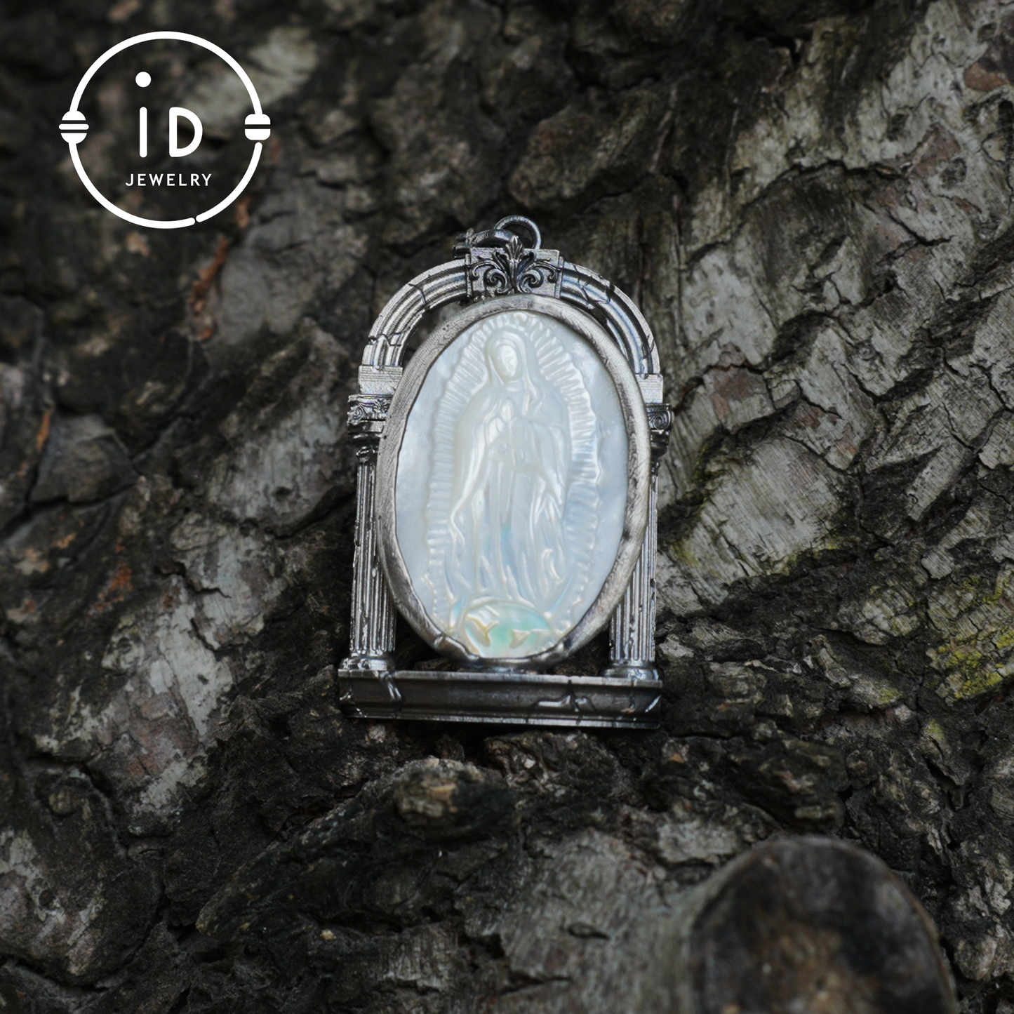 Hand Carved Shell Cameo Pendant in Oxidized 925 Silver, Vintage Style Relief Necklace with Female Figure, Spiritual Gift for Her