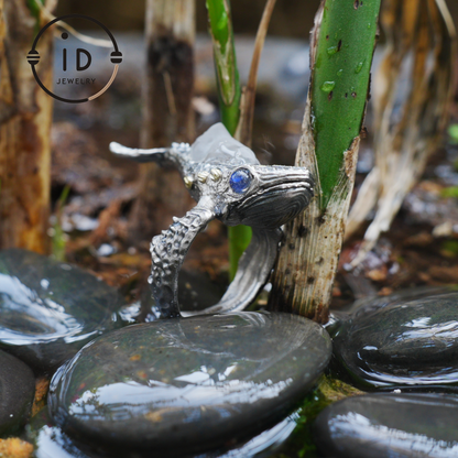 Silver Fish Ring in 925 Silver with White Quartz and Labradorite, Adjustable Statement Ring in Naturecore Style, Handmade Gift for Her