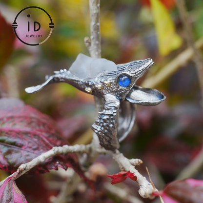 Silver Fish Ring in 925 Silver with White Quartz and Labradorite, Adjustable Statement Ring in Naturecore Style, Handmade Gift for Her