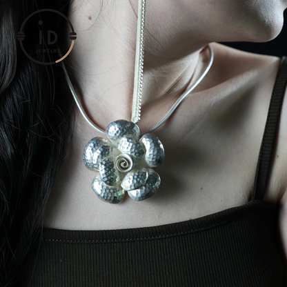 Handmade Silver Flower Necklace,Flower Design Jewelry,Gifts for Her