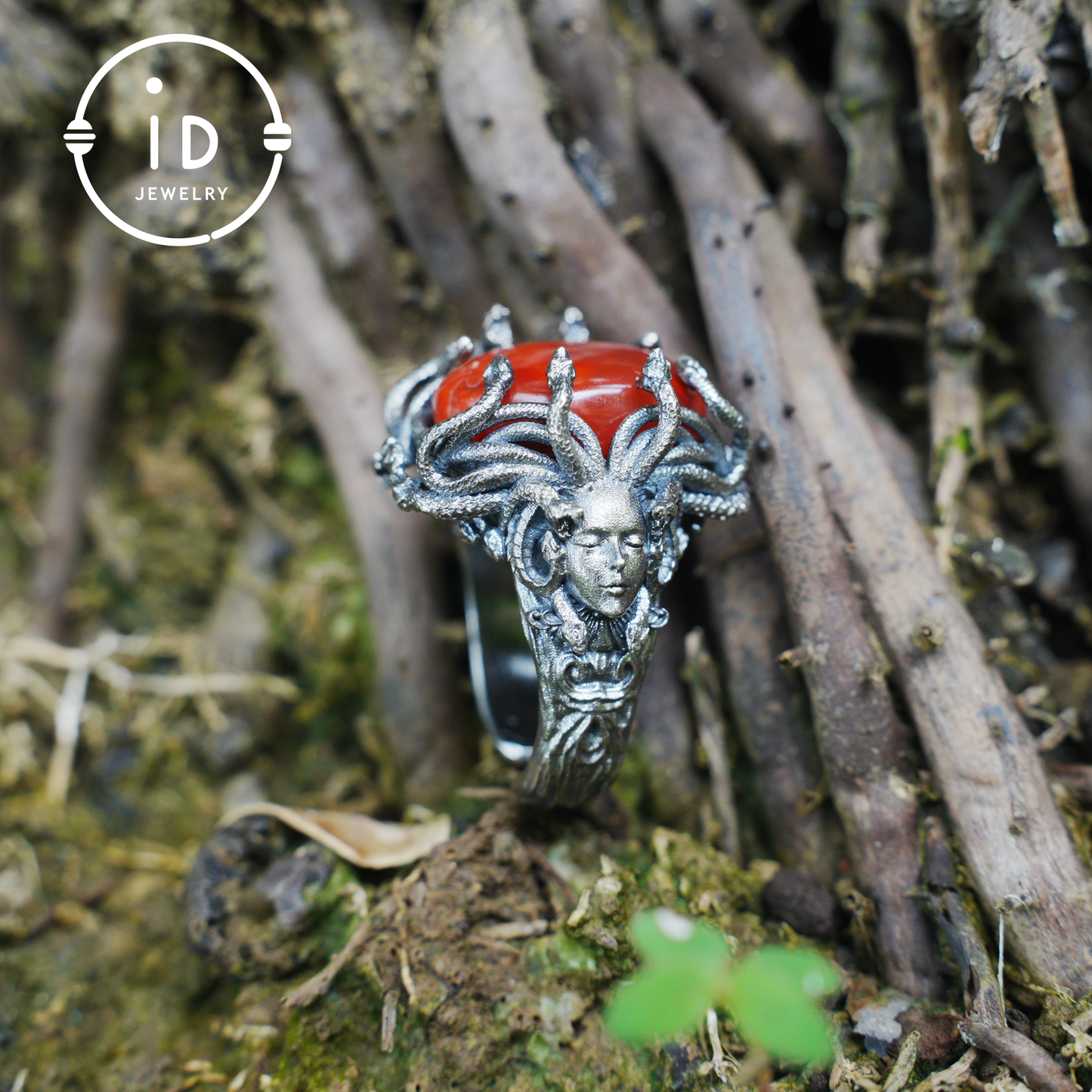 Handmade Gothic Ring | Mystical Jewelry with Agate | Baroque Style