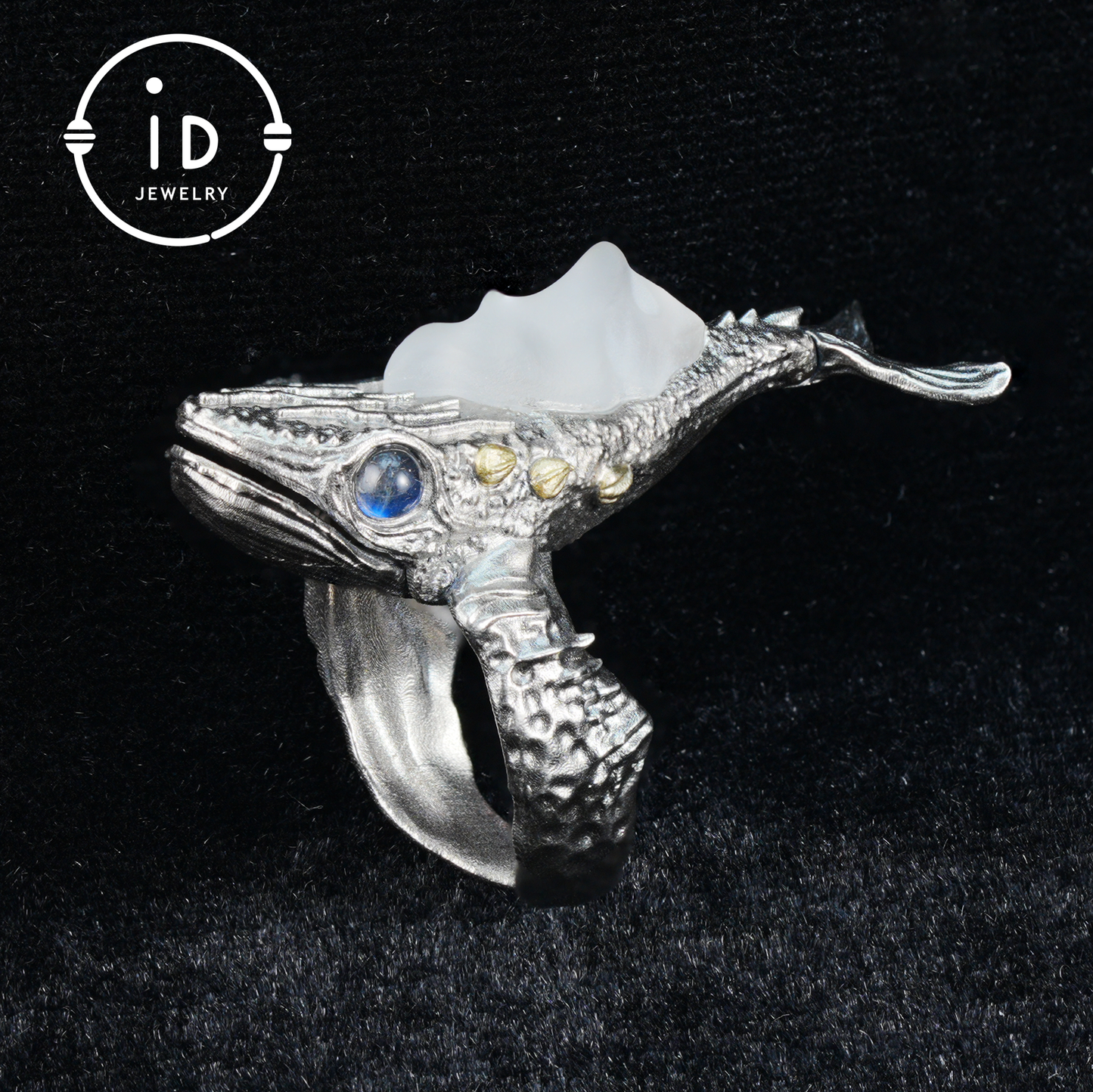 Silver Fish Ring in 925 Silver with White Quartz and Labradorite, Adjustable Statement Ring in Naturecore Style, Handmade Gift for Her